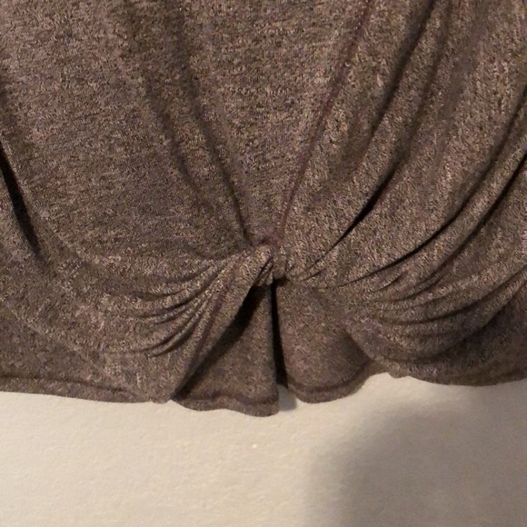 Zella long sleeve - Picture 7 of 7